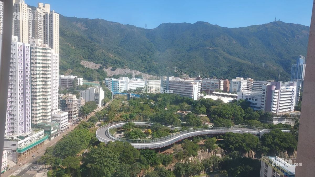 Fung Tak Estate Sell 3 Bedrooms , 1 Bathroom 529 ft²