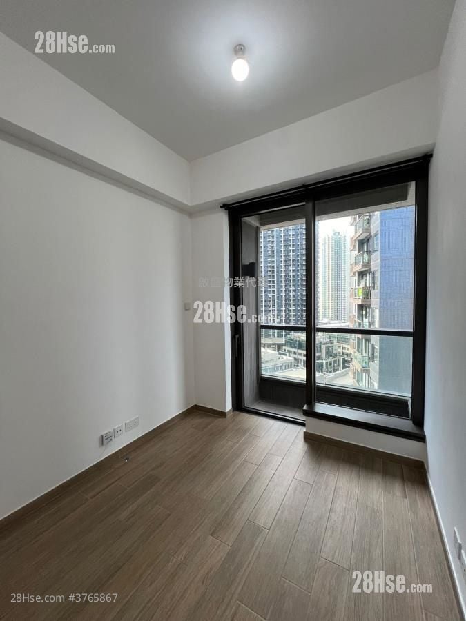 龙誉 售盘 1 房 , 1 浴室 306 平方尺