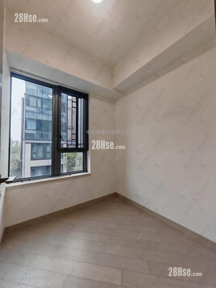 Wetland Seasons Park Sell 4 Bedrooms 636 ft²