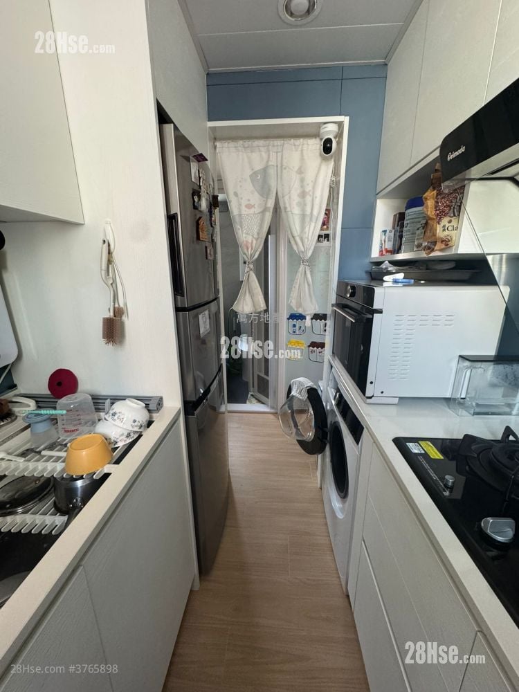 富辉花园 售盘 2 房 , 1 浴室 477 平方尺