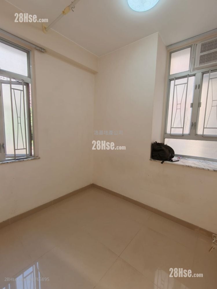 Jade Field Garden Sell 2 Bedrooms , 1 Bathroom 346 ft²