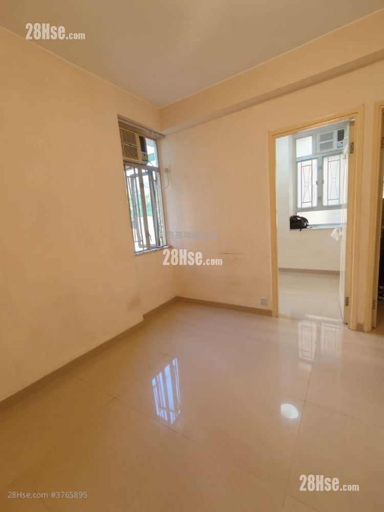 Jade Field Garden Sell 2 Bedrooms , 1 Bathroom 346 ft²