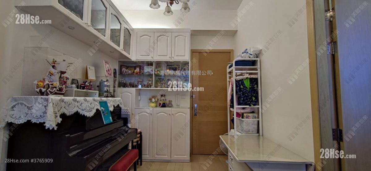 The Parkside Sell 2 Bedrooms , 1 Bathroom 517 ft²