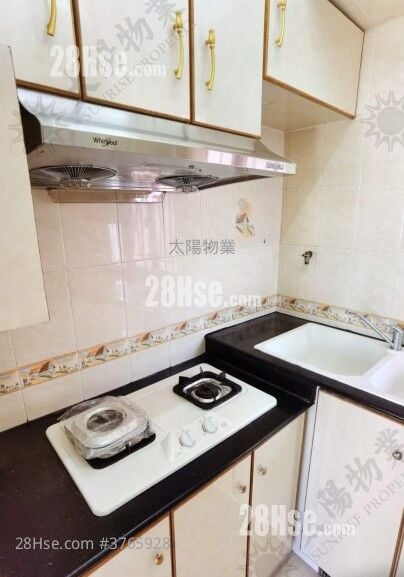 Whampoa Estate Sell 2 Bedrooms 356 ft²