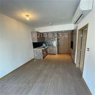 马鞍山世纪21奇丰>搵楼热线：Cherry 林小姐 94909466云海 专门店