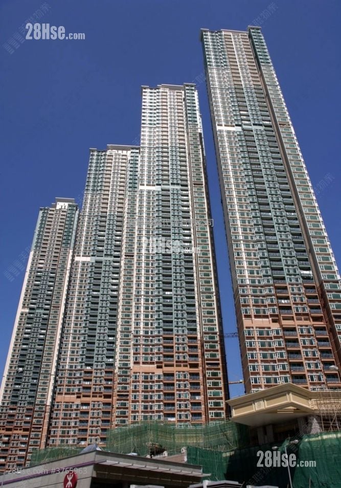 Metro Town Sell 2 Bedrooms 503 ft²