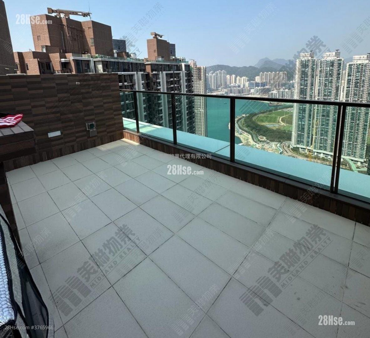 Lp6 Sell 1 Bedroom , 1 Bathroom 305 ft²