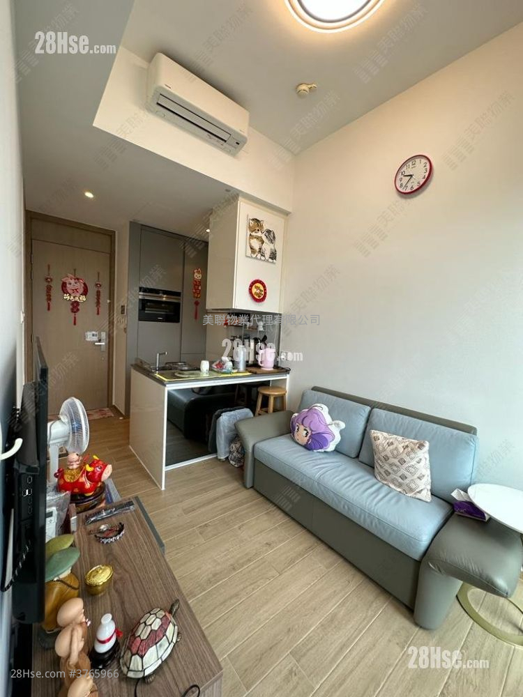 Lp6 Sell 1 Bedroom , 1 Bathroom 305 ft²