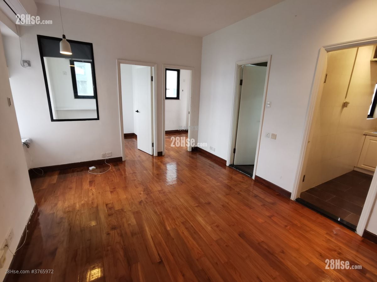 裕福大厦 售盘 2 房 , 1 浴室 396 平方尺