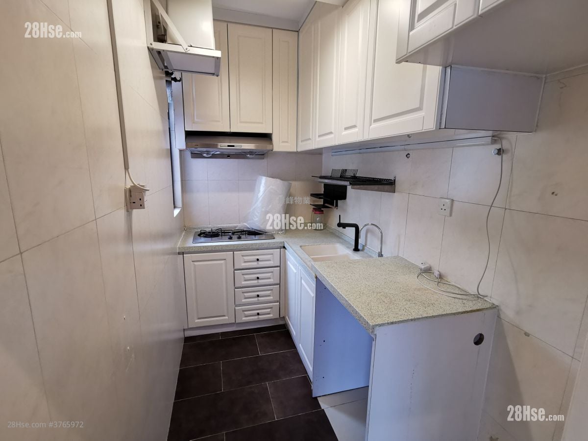 裕福大厦 售盘 2 房 , 1 浴室 396 平方尺