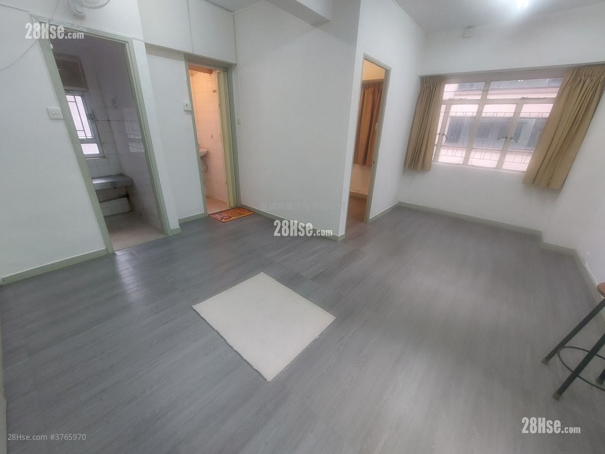 Wo On Building Sell 1 Bedroom , 1 Bathroom 333 ft²