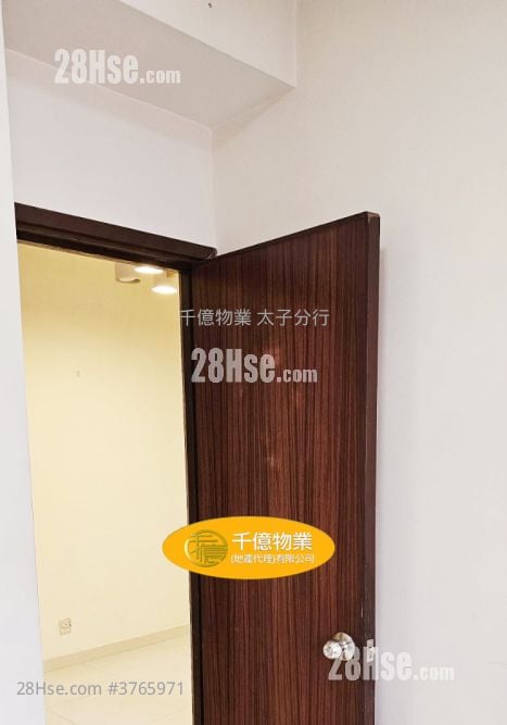 东盛大厦 售盘 2 房 318 平方尺