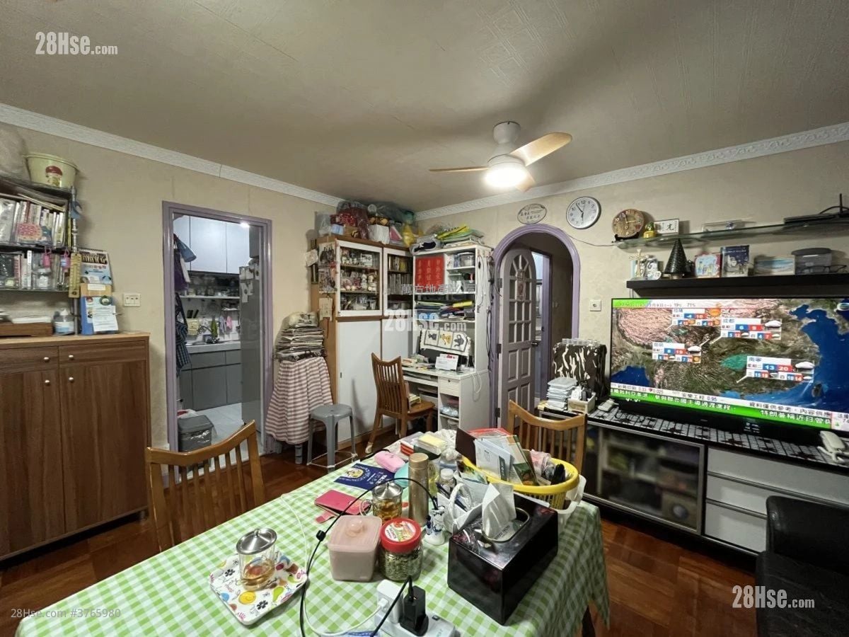 富宝花园 售盘 3 房 , 1 浴室 583 平方尺