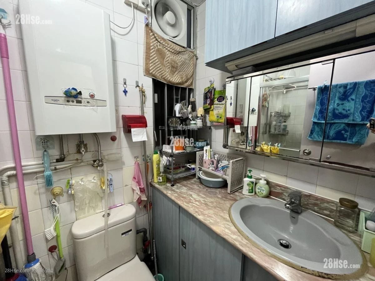 富宝花园 售盘 3 房 , 1 浴室 583 平方尺