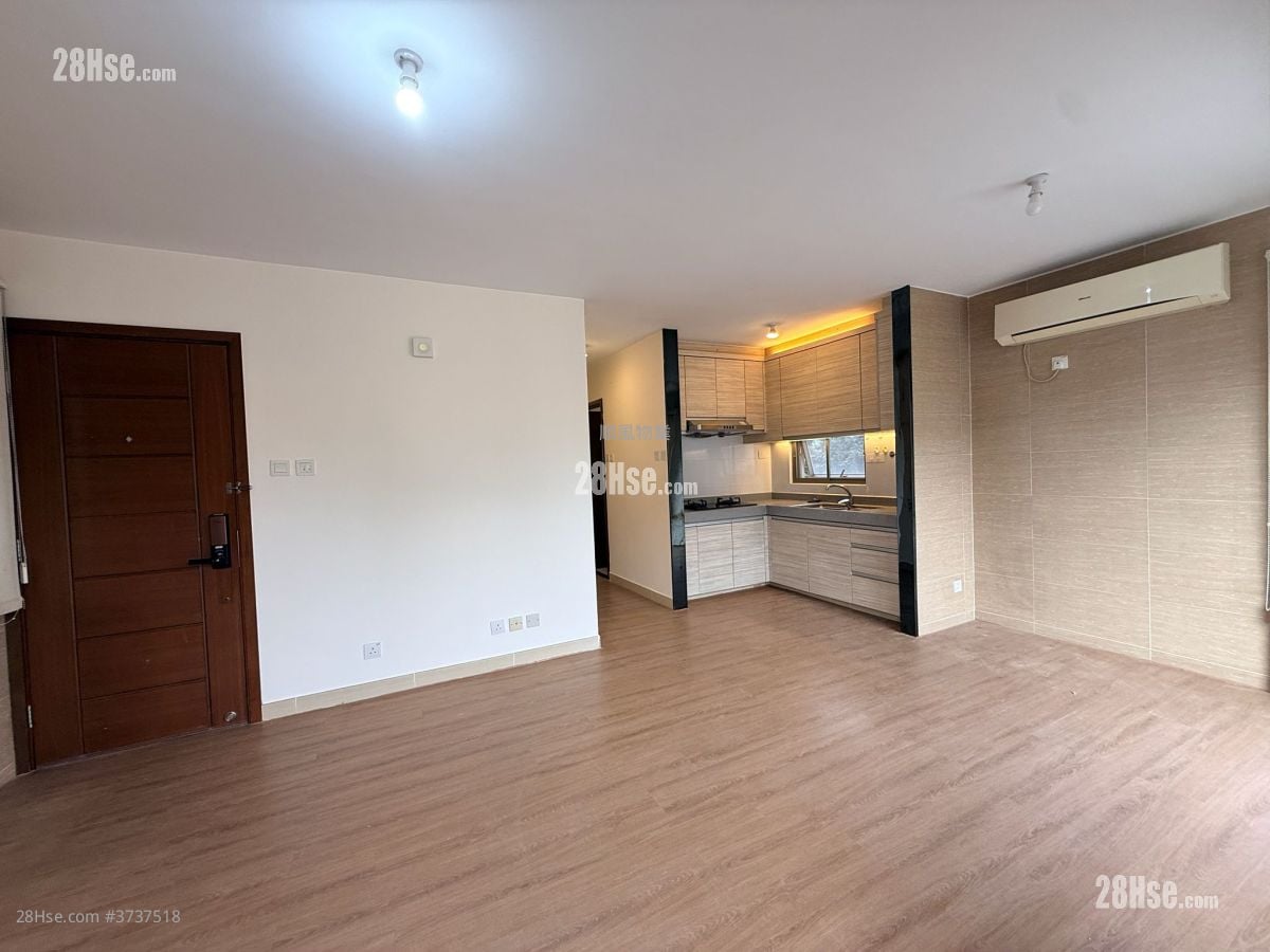 Village Sell 3 Bedrooms , 2 Bathrooms 700 ft²