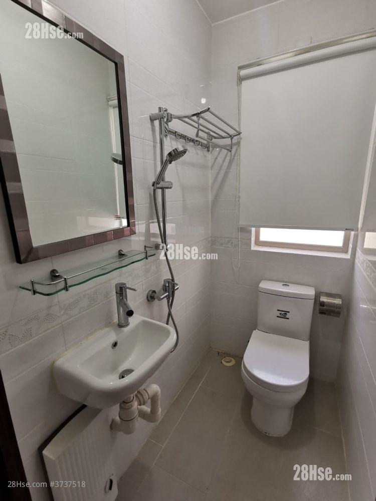 Village Sell 3 Bedrooms , 2 Bathrooms 700 ft²