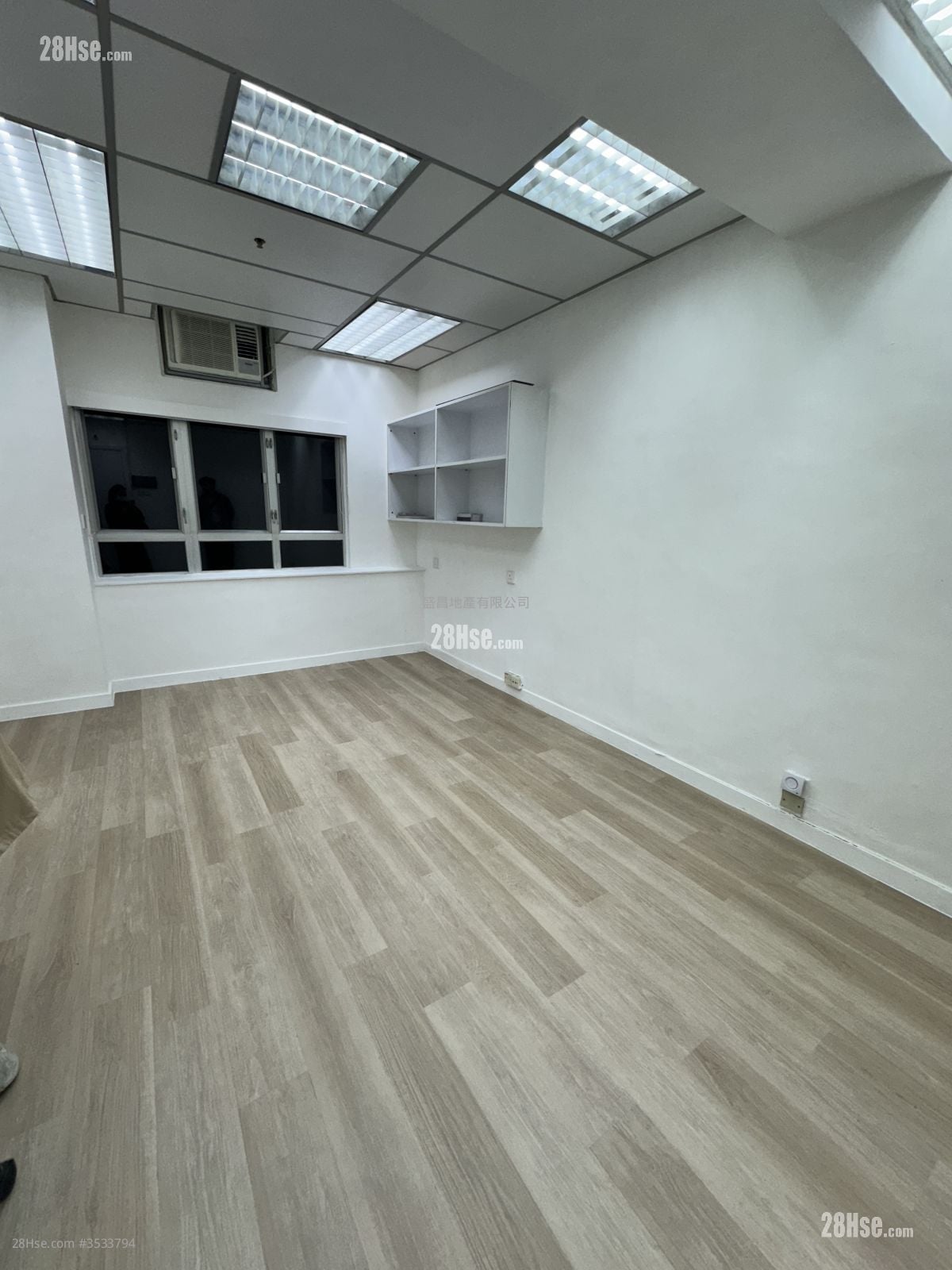 Wealth Commercial Centre Rental Studio