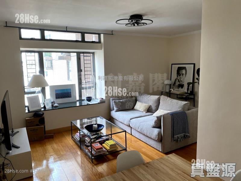 荷李活华庭 售盘 3 房 756 平方尺