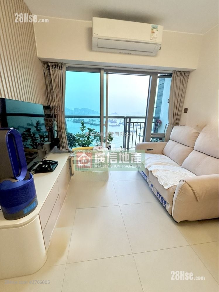 Hampton Place Sell 2 Bedrooms , 1 Bathroom 476 ft²