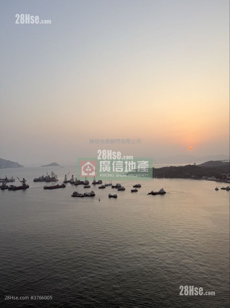 Hampton Place Sell 2 Bedrooms , 1 Bathroom 476 ft²