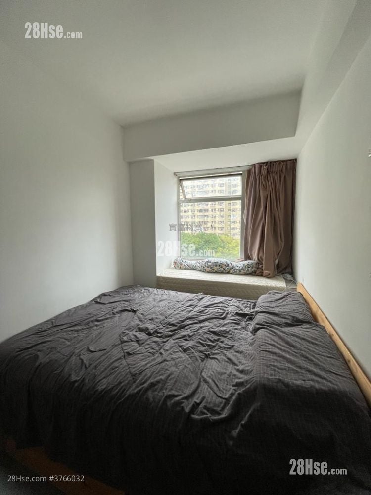 Greenery Plaza Sell 2 Bedrooms , 1 Bathroom 392 ft²