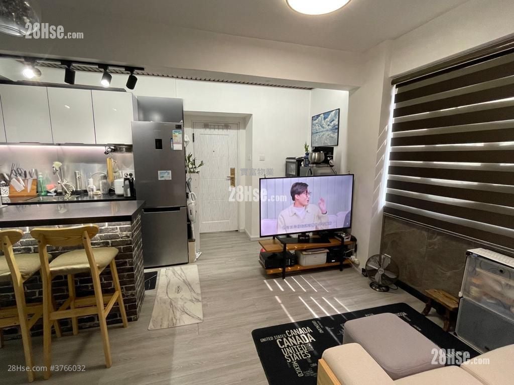 Greenery Plaza Sell 2 Bedrooms , 1 Bathroom 392 ft²