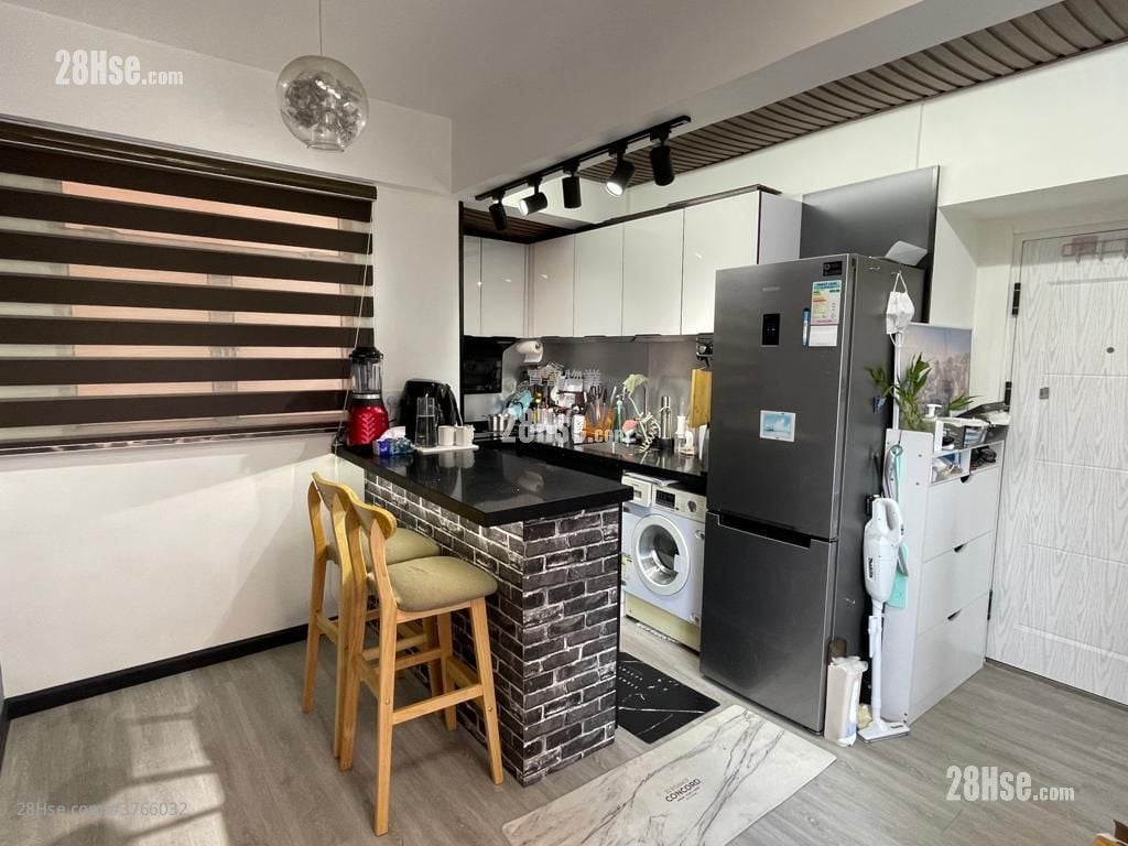 Greenery Plaza Sell 2 Bedrooms , 1 Bathroom 392 ft²