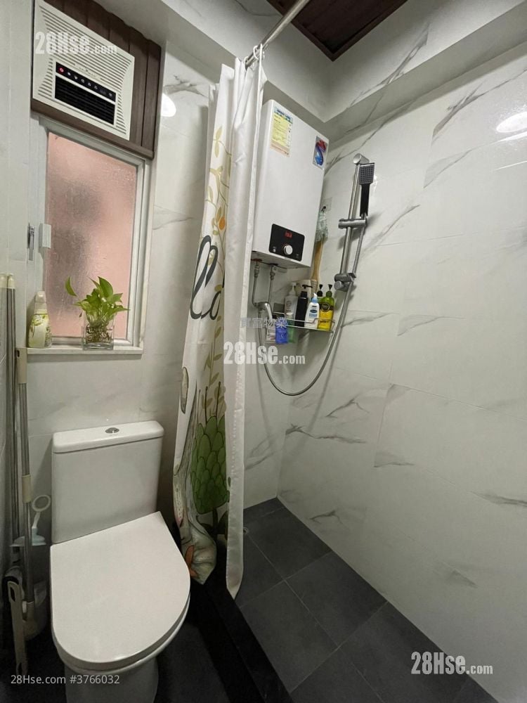 Greenery Plaza Sell 2 Bedrooms , 1 Bathroom 392 ft²