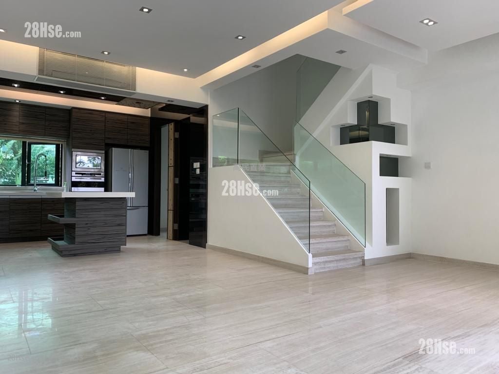 Tso Wo Hang Rental 4 Bedrooms , 4 Bathrooms 2,100 ft²