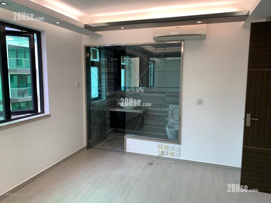 Tso Wo Hang Rental 4 Bedrooms , 4 Bathrooms 2,100 ft²