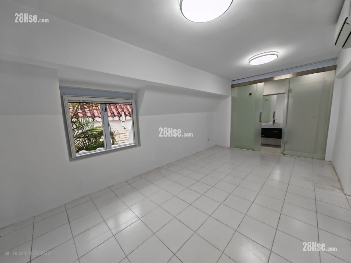 柏丽湾别墅 租盘 4 房 1,650 平方尺