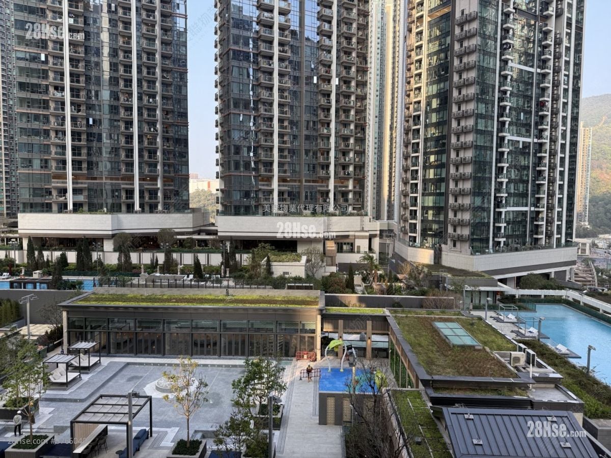 Seasons Place 售盘 1 房 , 1 浴室 323 平方尺