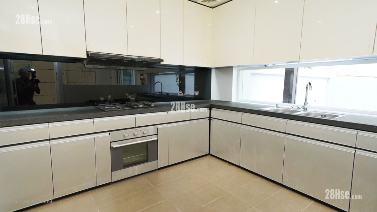 棕林别墅 售盘 3 房 , 2 浴室 1,800 平方尺