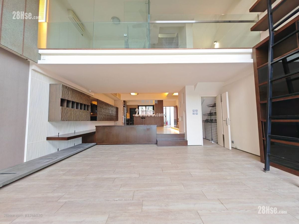 银线湾 售盘 3 房 , 3 浴室 1,893 平方尺