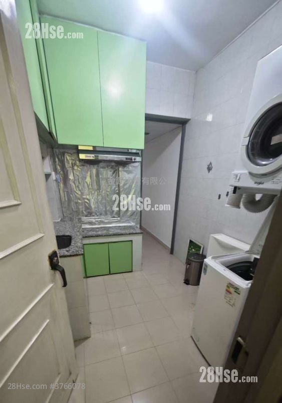 Ngai Hing Mansion Rental 3 Bedrooms , 1 Bathroom 530 ft²