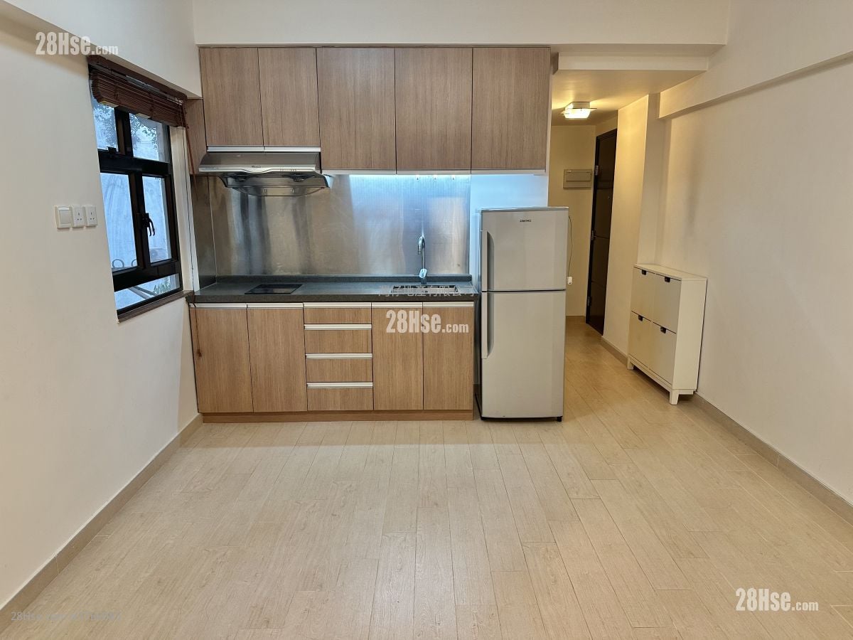 Chung Nam Mansion Sell 2 Bedrooms , 1 Bathroom 404 ft²