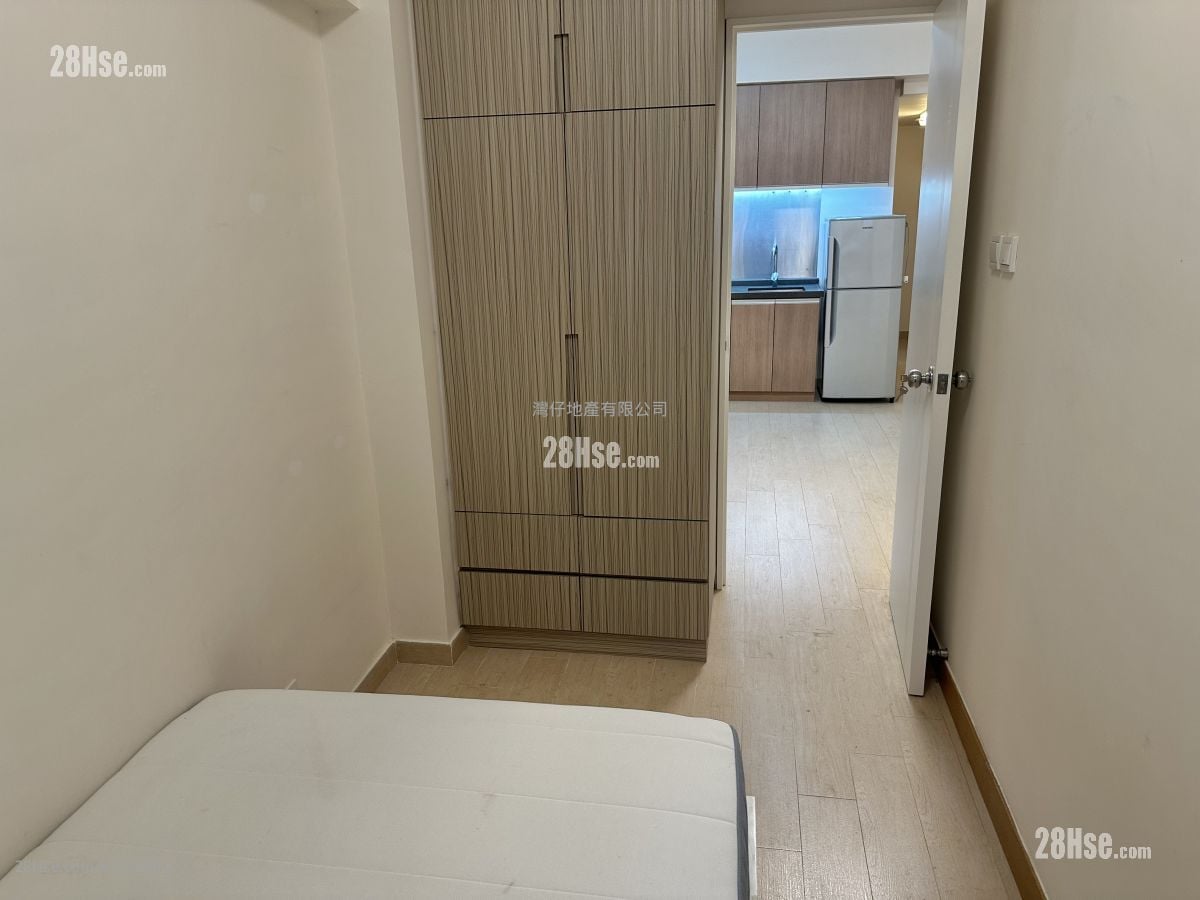 Chung Nam Mansion Sell 2 Bedrooms , 1 Bathroom 404 ft²