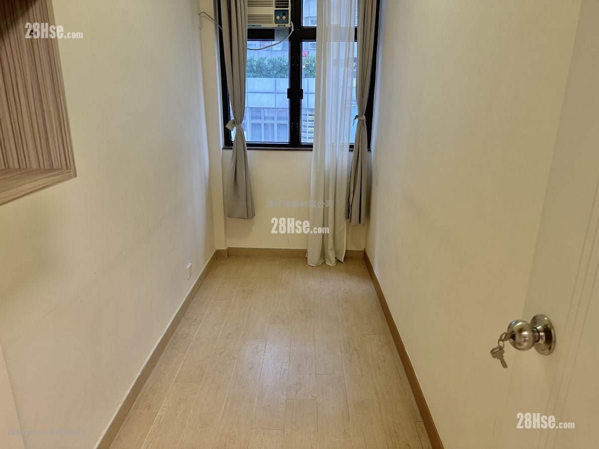 Chung Nam Mansion Sell 2 Bedrooms , 1 Bathroom 404 ft²