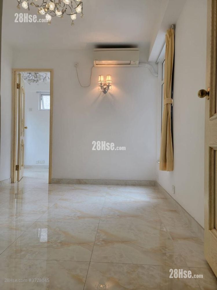 Ko Kie Building Sell 1 Bedroom , 1 Bathroom 264 ft²