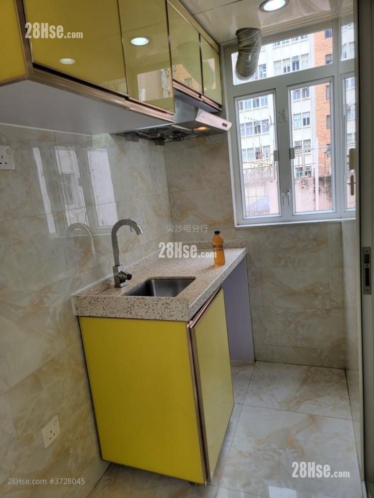 Ko Kie Building Sell 1 Bedroom , 1 Bathroom 264 ft²