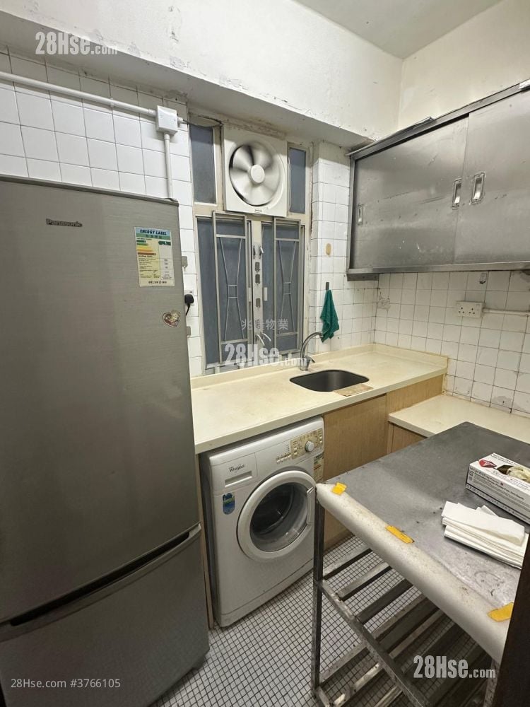 Kam Ping Mansion Sell 2 Bedrooms , 1 Bathroom 419 ft²