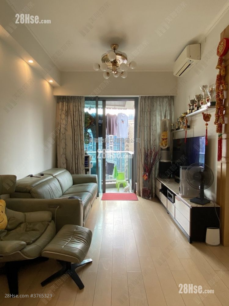 Twin Peaks Sell 3 Bedrooms , 2 Bathrooms 819 ft²