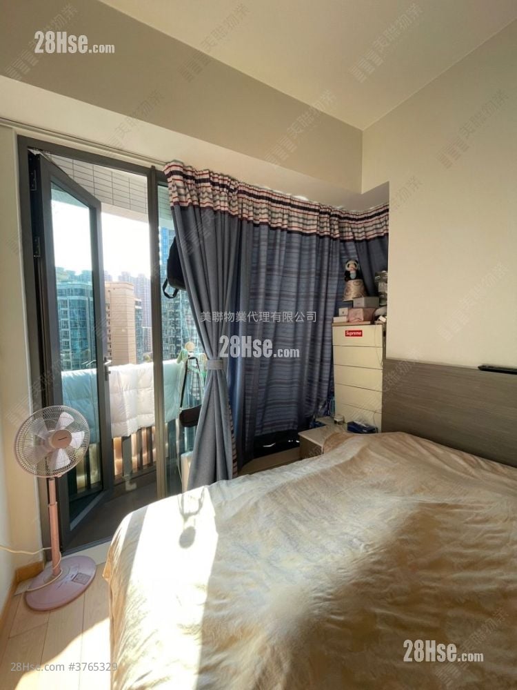 Twin Peaks Sell 3 Bedrooms , 2 Bathrooms 819 ft²