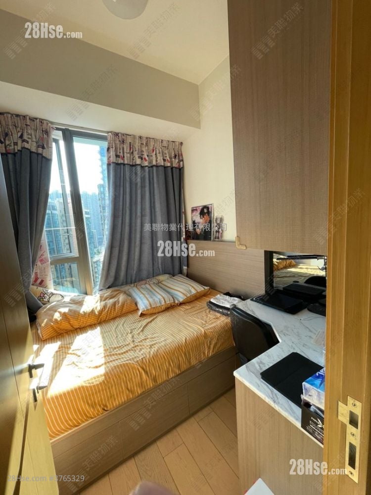 Twin Peaks Sell 3 Bedrooms , 2 Bathrooms 819 ft²