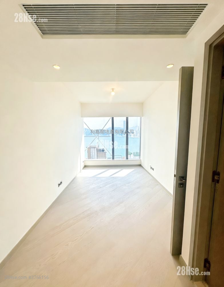 主人房: 主人房（角度1）