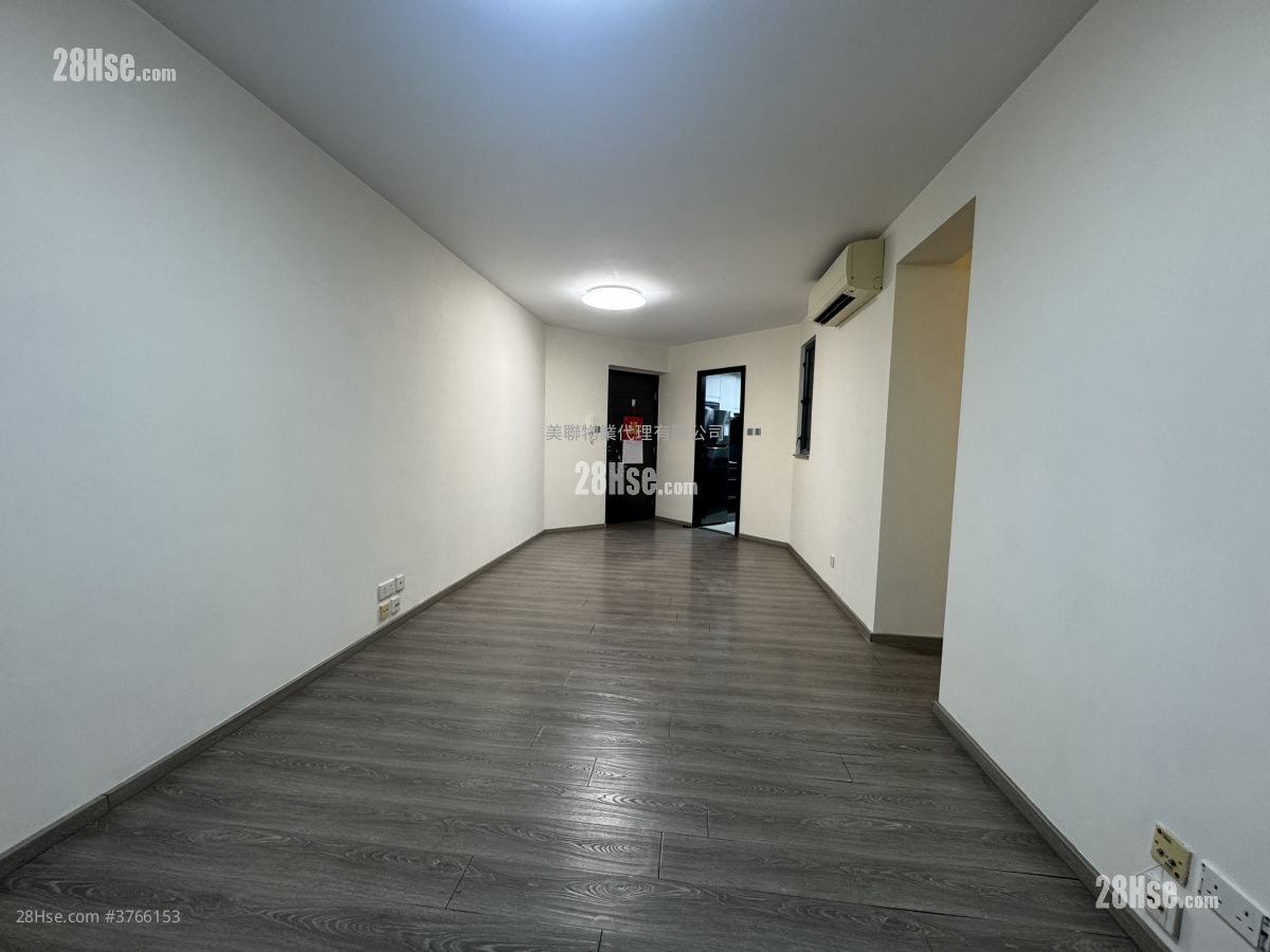 Grand Promenade Sell 3 Bedrooms , 2 Bathrooms 749 ft²