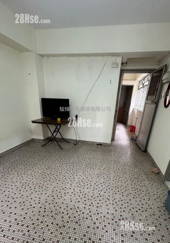 白杨街26号 租盘 1 房 , 1 浴室 386 平方尺