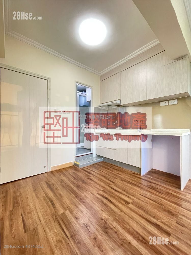 Chinese Mansion Rental Studio , 1 Bathroom 180 ft²