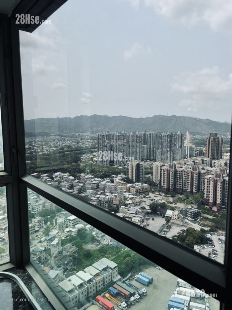 Yoho Town Sell 2 Bedrooms , 1 Bathroom 393 ft²