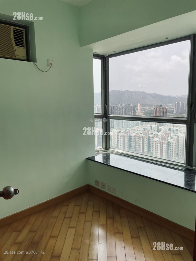 Yoho Town Sell 2 Bedrooms , 1 Bathroom 393 ft²